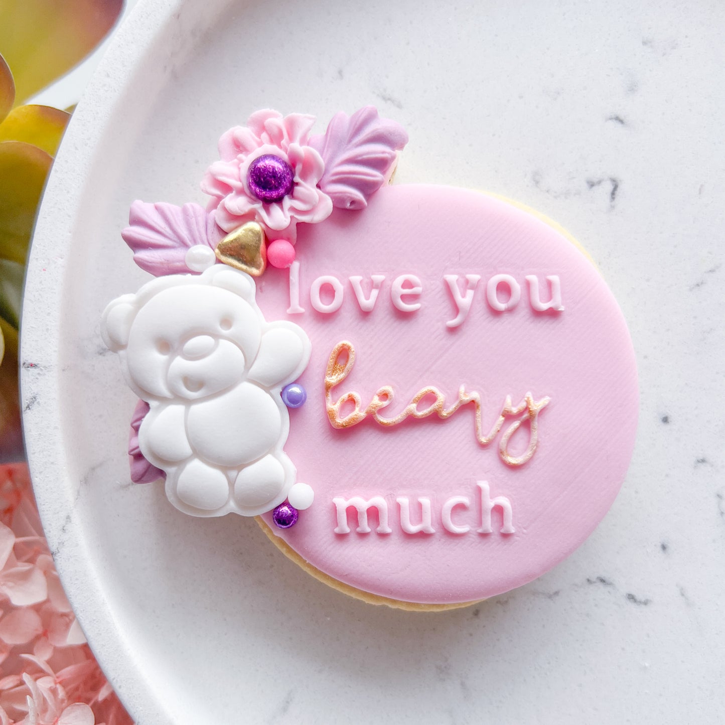 "Love you beary much" - Fondant Stamp