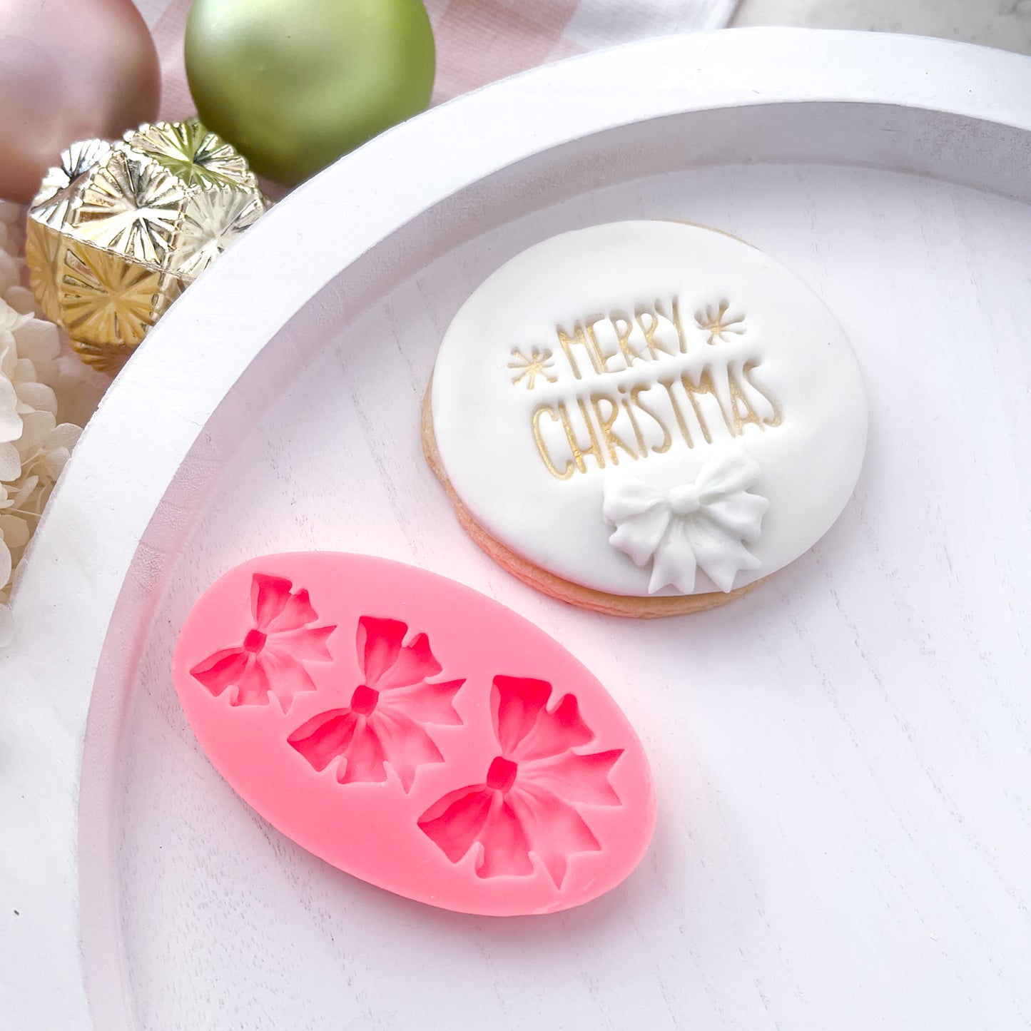 “ Triple Bow” Silicone Mould